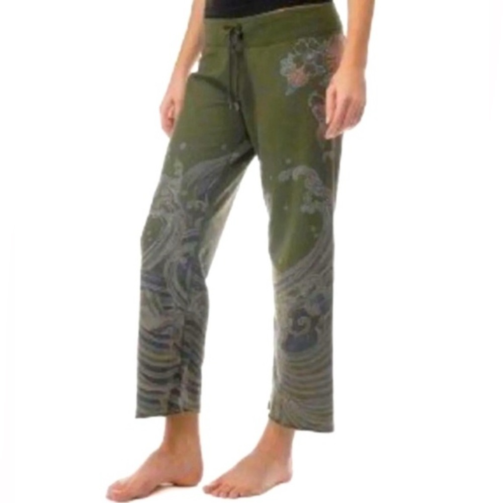 Y2K lucky brand sweatpants XL knit cropped koi fish wave floral graphic low rise
